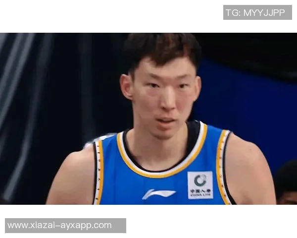 周琦与珀塞尔场上冲突升级双方互喷垃圾话险些爆发争斗